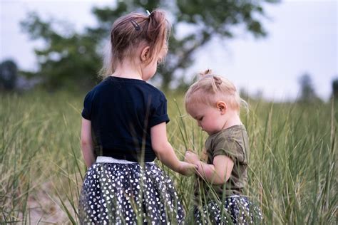 candid sister|18 Sister Photoshoot Idea: Cute & Fun Sibling Pictures at Any .